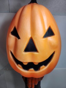 lot 223 image: Working Vintage 90s Halloween Jack-O-Lantern Blow Mold 
