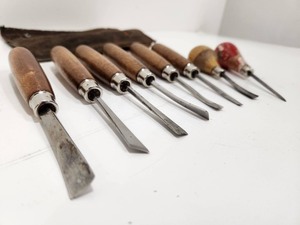 lot 231 image: Set of Vintage Woodworking Chisels in Leather Satchel