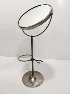 lot 264 image: Vintage 1930s era Shaving Mirror wStand 