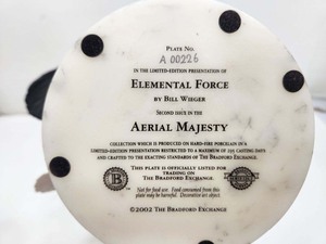 lot 272 image: Large Porcelain Bradford Exchange Elemental Force by Bill Wieger Eagle Statue - Aerial Majesty