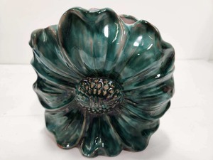 lot 308 image: Excellent Mid Century STANGL Art Pottery Terra Rose Planter Vase