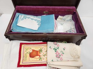 lot 327 image: Very Nice Antique Hinged Wood Box FULL of Vintage Linens & Crocheted Items