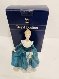 lot 334 image: Mint Condition ROYAL DOULTON Figurine wBox - Janine