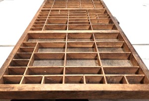lot 180 image: Old Vintage Industrial HAMILTON Printers Tray