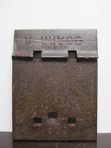 lot 394 image: Vintage Railroad Track Tie Cast Iron 1935 Weirton Plate