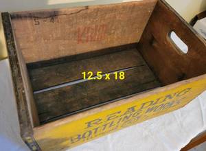 lot 60 image: Antique Reading Bottle Works Wooden Crate