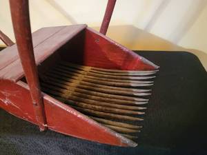 lot 120 image: Amazing Antique Cranberry Bog Harvester