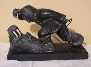 lot 191 image: Inuit Fine Art Soapstone Sculpture - Seal Hunt