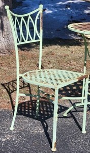 lot 73 image: Playful Vintage Cafe Dining Set for 2 - Sea Green