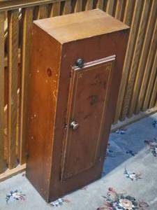 lot 70A image: Scandinavian Oak Locker