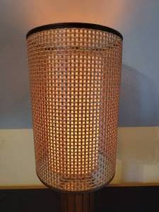 lot 207 image: Vintage Wood Panel Table Lamp