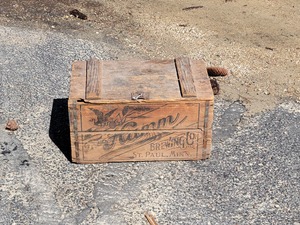 lot 17A image: Antique Wood Hamms Brewing Shipping Crate