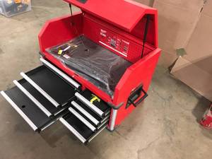Milwaukee 42 High Capacity Steel Storage Chest, Customer returns Review all pictures
