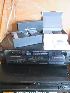 lot 305 image: JVC TD-W110 Stereo double cassette ...