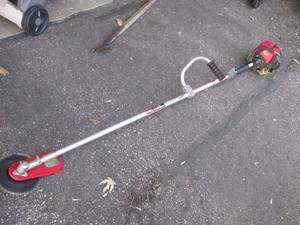 lot 355 image: Toro TC 3500 Profesional gas powere...
