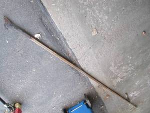 lot 358 image: Vintage Wood handled Tree Trimmer w...