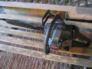 lot 368 image: Craftsman gas powered 2.6cubic inch...