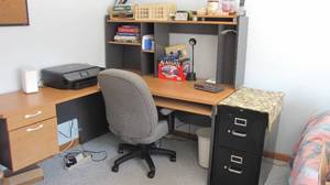 lot 36 image: Large L shaped desk and contents.