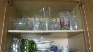 lot 102 image: Glass Vases and Pitchers