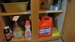 lot 110 image: Laundry Supplies