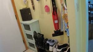 lot 122 image: Entire contents of garage door entr...