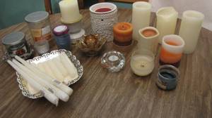 lot 136 image: , variety of candles, electric wax ...