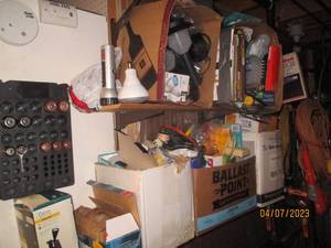 lot 202 image: Content of shop shelving to include...
