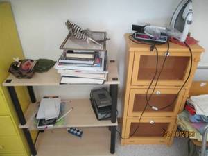 lot 269 image: 3-tier wood and composite shelf, 3-...