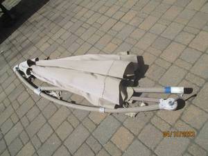 lot 282 image: Metal framed off-set umbrella with ...