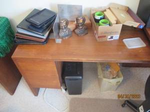 lot 288 image: Assortment of vintage metal book en...