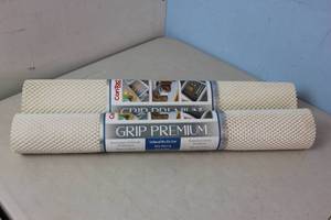 lot 107 image: NEW - Con-Tact Ultra Grip White ShelfDrawer Liner 790444066525 MSRP $33.96
