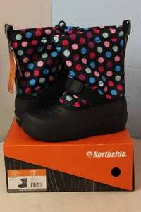 lot 226 image: NEW - Northside Frosty Winter Boots - Girls SIZE 2 679759296646