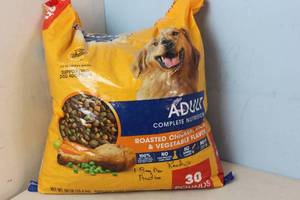 lot 238 image: Pedigree Adult Nutrition Dog Food Bag Damaged Packaging