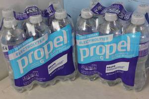 lot 322 image: 12 Bottles of Propel Grape