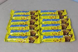 lot 260 image: 12 X Butterfinger Bars