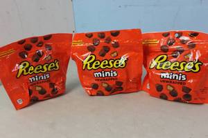 lot 312 image: 3 Bags of Reeses Minis Unwrapped Best By 22023