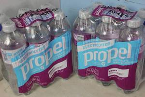 lot 321 image: 12 Bottles of Propel Berry