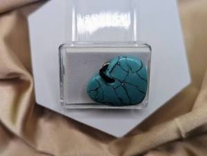 lot 618 image: NEW - Turquoise Gemstone Necklace (Example Pictured - Stone May Have Slight Variations)