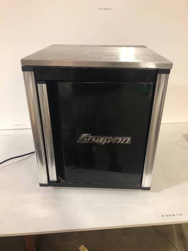 Snap on epiq store mini fridge