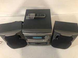 lot 15 image: TEAC Digital Compact Hi-Fi System