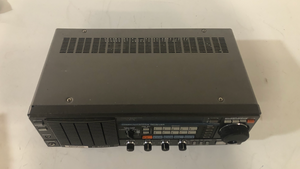 lot 18 image: Kenwood R-2000 Shortwave AM CW SSB Radio Receiver