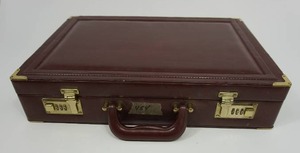 lot 3 image: Business Mates Briefcase