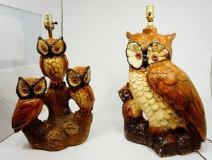 lot 18 image: (2) Owl Table Lamps Vintage Chalk Ware Plaster Mid Century Modern Retro Wildlife