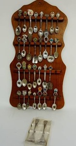 lot 43 image: Spoon Collection from Around the World