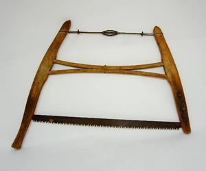 lot 77 image: Antique Bow Buck Saw