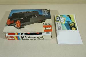 lot 20 image: Vintage Lego Universal Motor Set 900 in Original Box