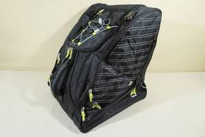 lot 40 image: Athalon Everything Boot Bag -BlackGreen