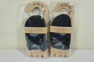 lot 115 image: 2 Pairs Womens Cross Overs FitKicks -Small