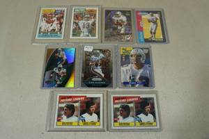 lot 171 image: Dan Marino Football Cards