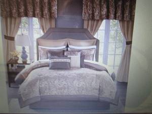 Madison Park Essentials Cadence 24-...